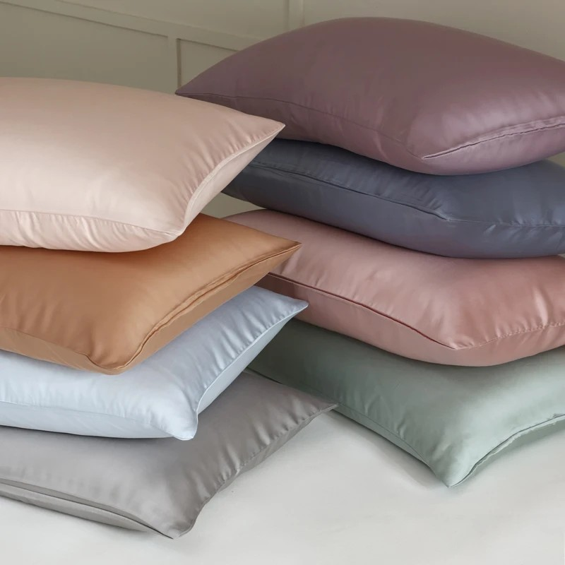 Monochrome Silk Pillowcases