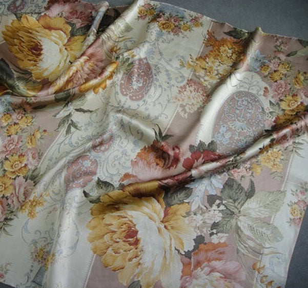 Antique Flora Mulberry Silk Pillowcase